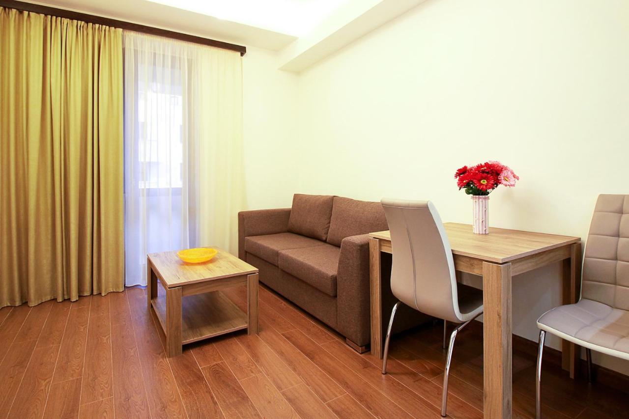 Apartments In Crystal Residence Yerevan Exterior photo